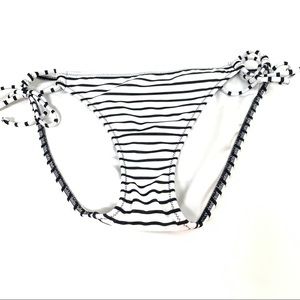 Victorias Secret Bow Cheeky Bikini Bottoms Small
